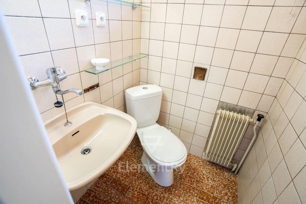 Prodej rodinného domu 4+KK se zahradou v klidné části Malšovic 