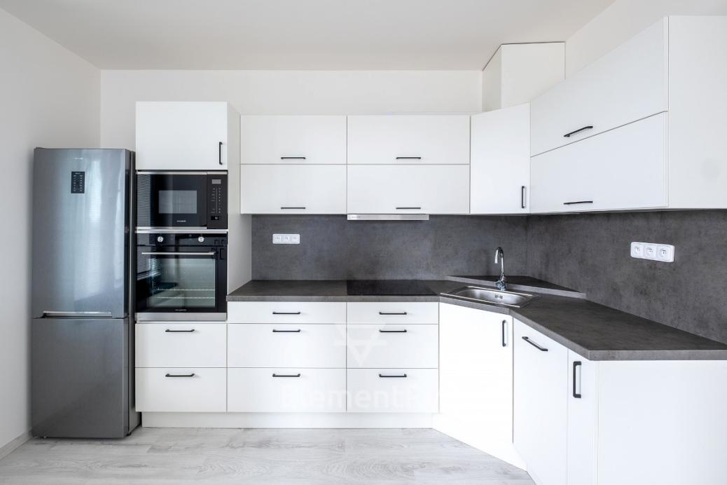 Bright apartment 2+kk in Alessandria rezidence 