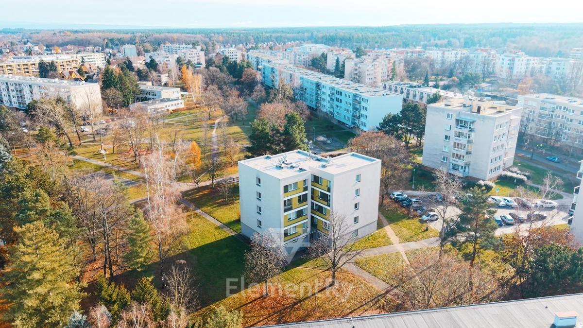 Prodej světlého bytu 4+kk (65 m²) v kompletně zrekonstruovaném domě 