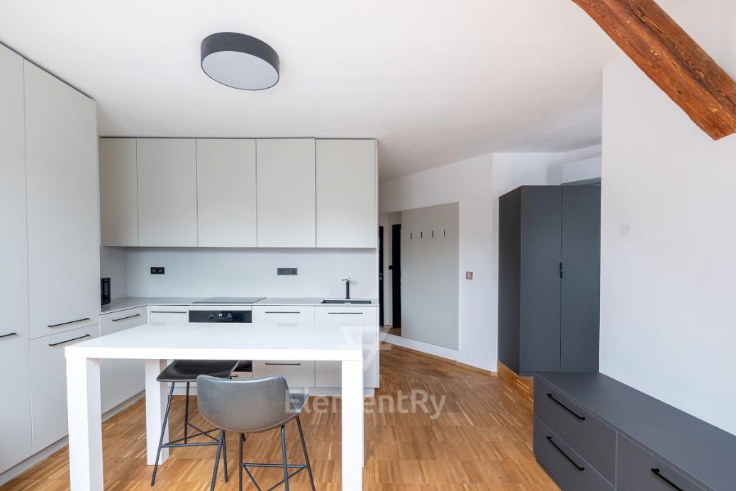 Attic apartment 2+kk at Hradební street